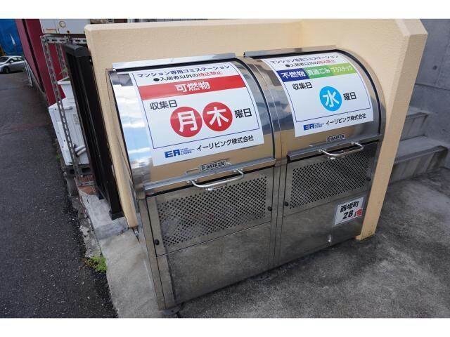 建物設備 Two Living