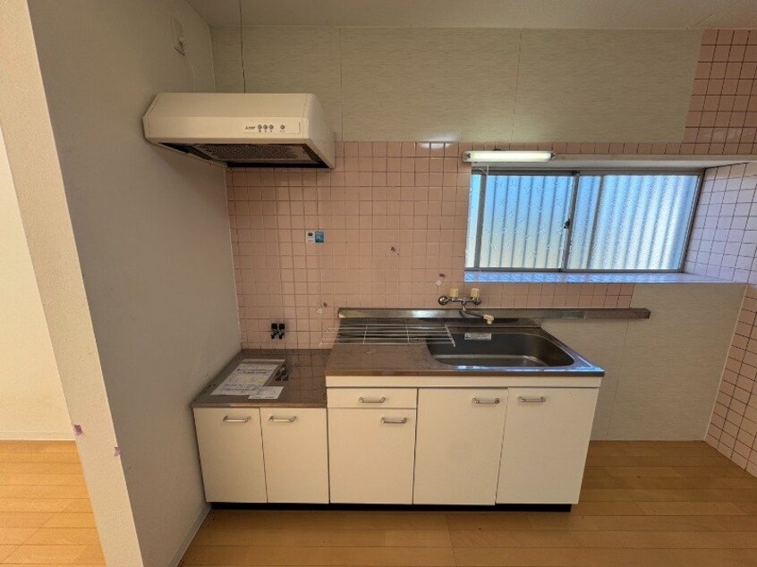  坂本町貸家