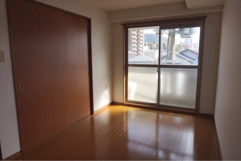  フカイフラットⅠ