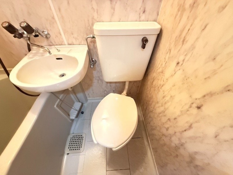  ラ・レジダンス・ド・シャルール