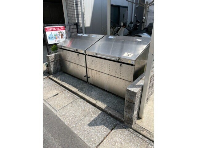  プロムナード・デザングレ雪屋