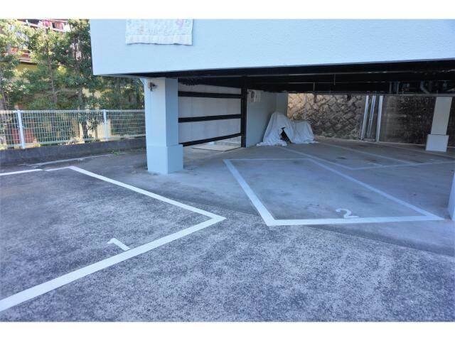 駐車場 川平インターマンション