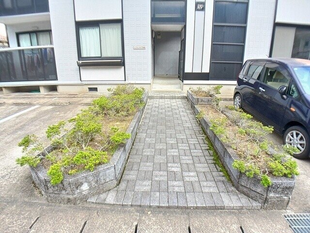  長崎本線/肥前古賀駅 車移動　13分5km 2階 築27年