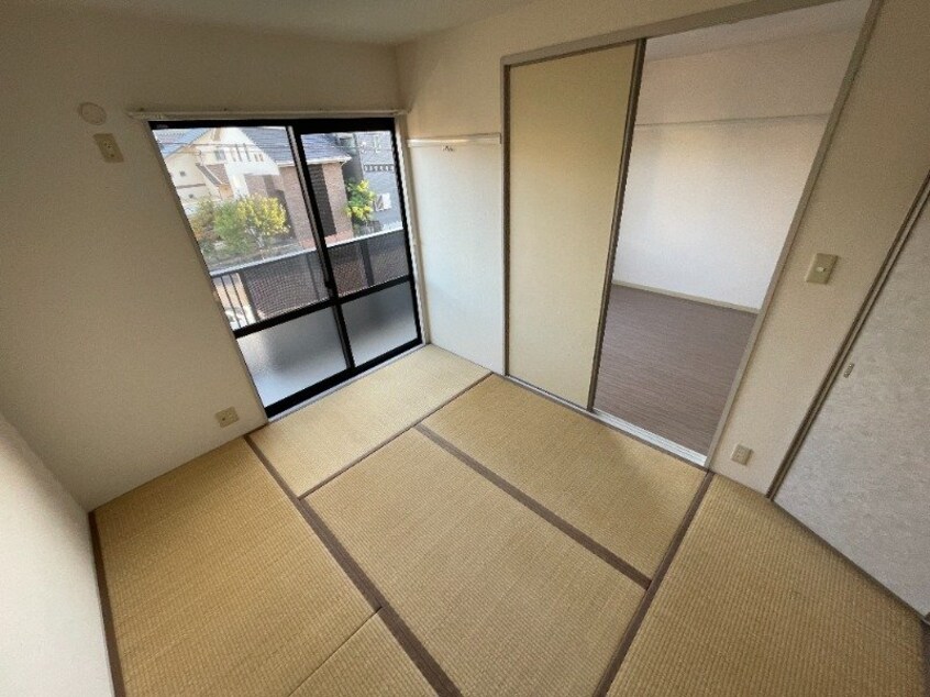 ※別号室の写真になります。 フォーレスS B棟