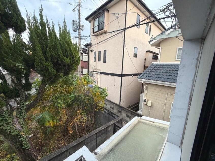  長崎市電１系統<長崎電気軌道>/岩屋橋駅 徒歩10分 2階 築35年