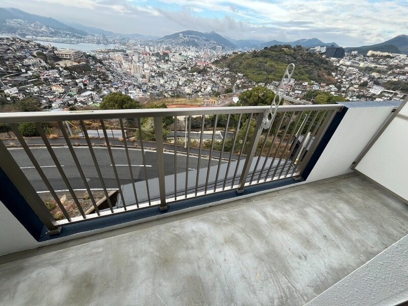  長崎市電５系統<長崎電気軌道>/石橋駅 徒歩14分 3階 築1年