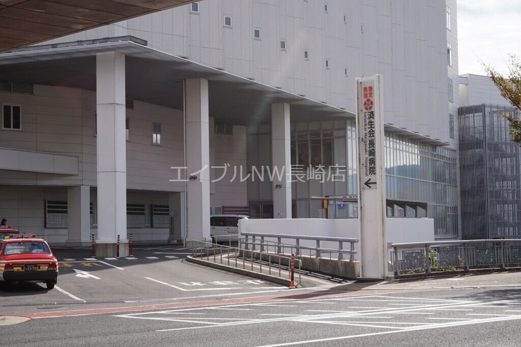 社会医療法人健友会上戸町病院(病院)まで605m アザレアガーデンⅠ