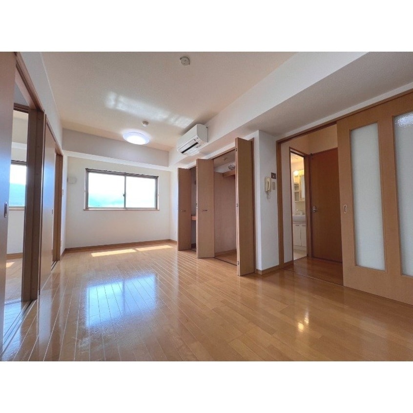  長崎市電１系統<長崎電気軌道>/平和公園駅 徒歩11分 8階 築20年