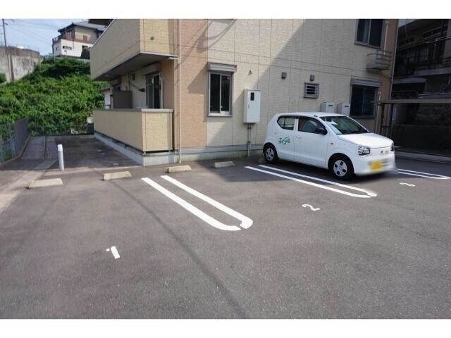 駐車場 カーサデルソル