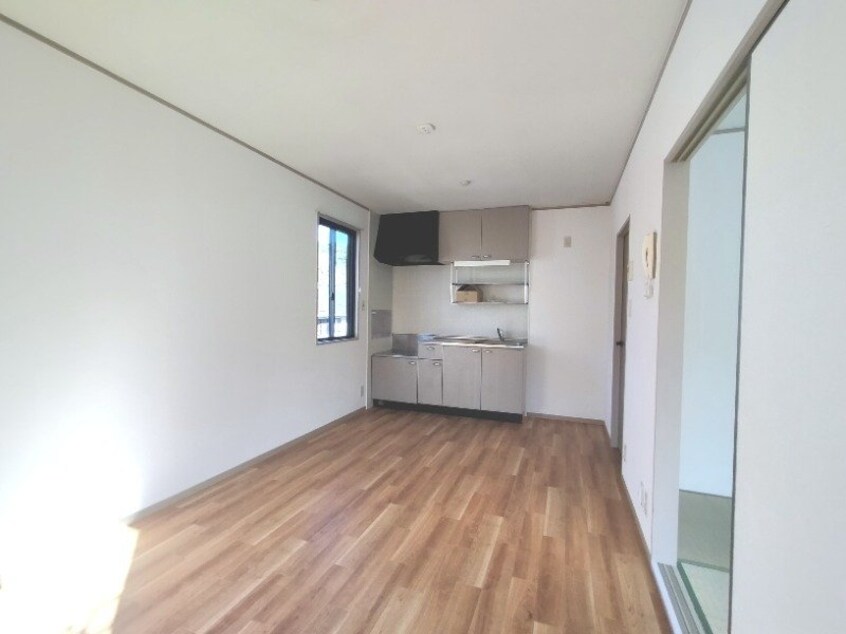 ※別号室の写真になります。 セジュールHAMA　A