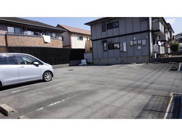駐車場 セジュール夢彩都A棟