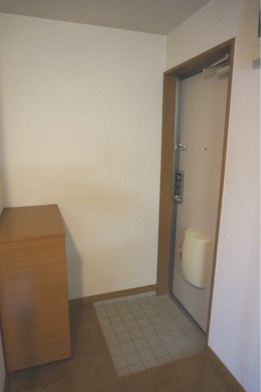  長崎市電１系統<長崎電気軌道>/原爆資料館駅 徒歩9分 2階 築23年