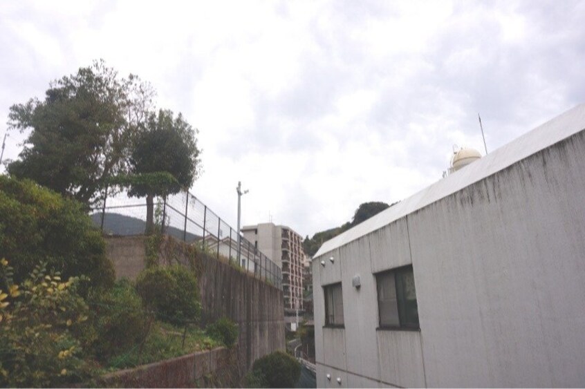  長崎市電１系統<長崎電気軌道>/原爆資料館駅 徒歩9分 2階 築23年