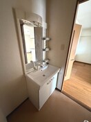  ハイネスアオヤマ横尾