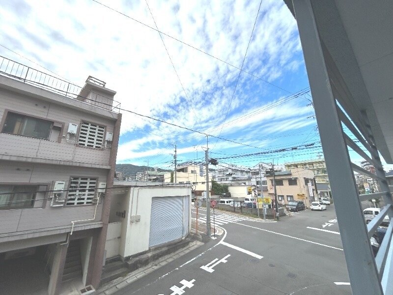  岩見七福ビル