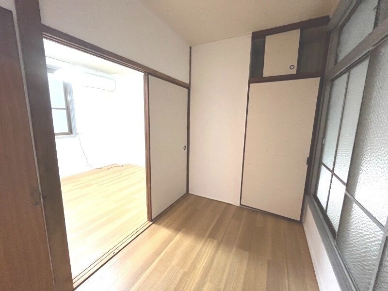  葉山ビル