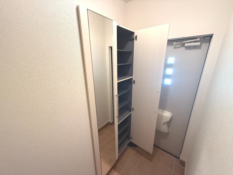 ※別号室のお写真です。 アメニティー鹿尾Ⅱ