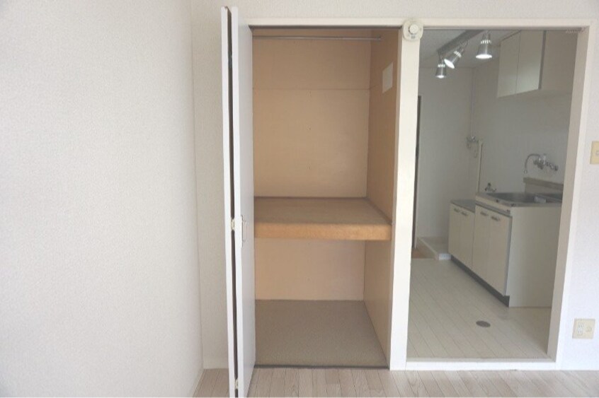  長崎市電５系統<長崎電気軌道>/大浦海岸通駅 徒歩3分 4階 築35年