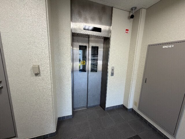  パークアベニュービル