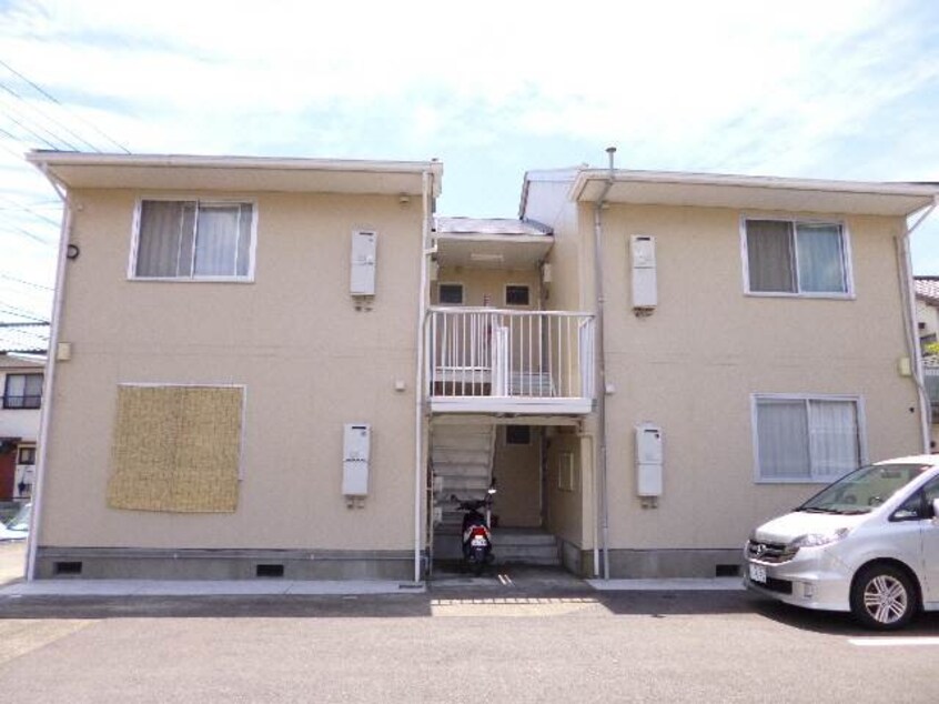 外観 プレジールやまなか