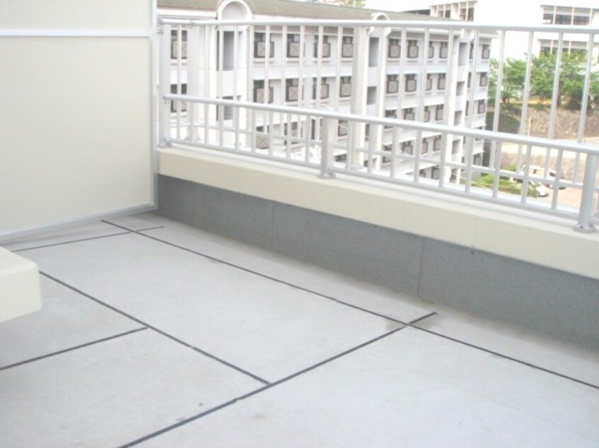  ドエル梁川公園