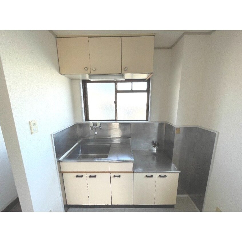  長崎本線/高田駅 徒歩42分 3階 築35年