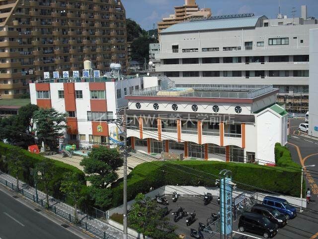 認定こども園百合幼稚園(幼稚園/保育園)まで1028m 松尾ハイツⅡ