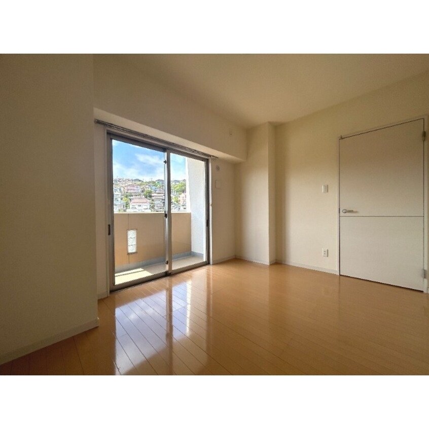 ※写真は別号室になります。 メルヴェーユ・F