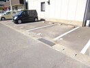 駐車場 セジュール城戸