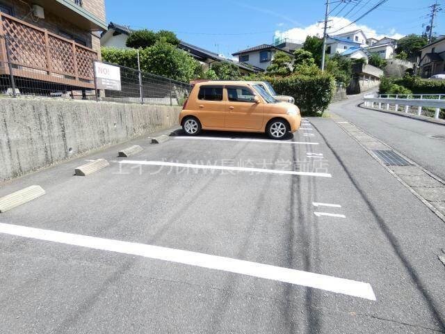 駐車場 椎ノ木館