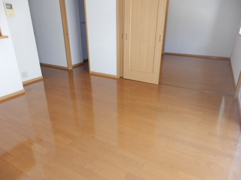  ジュネス・シック