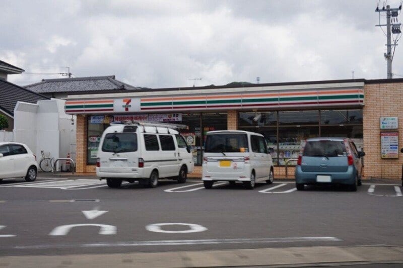 セブンイレブン時津浜田郷店(コンビニ)まで642m セレッソ　リーオ