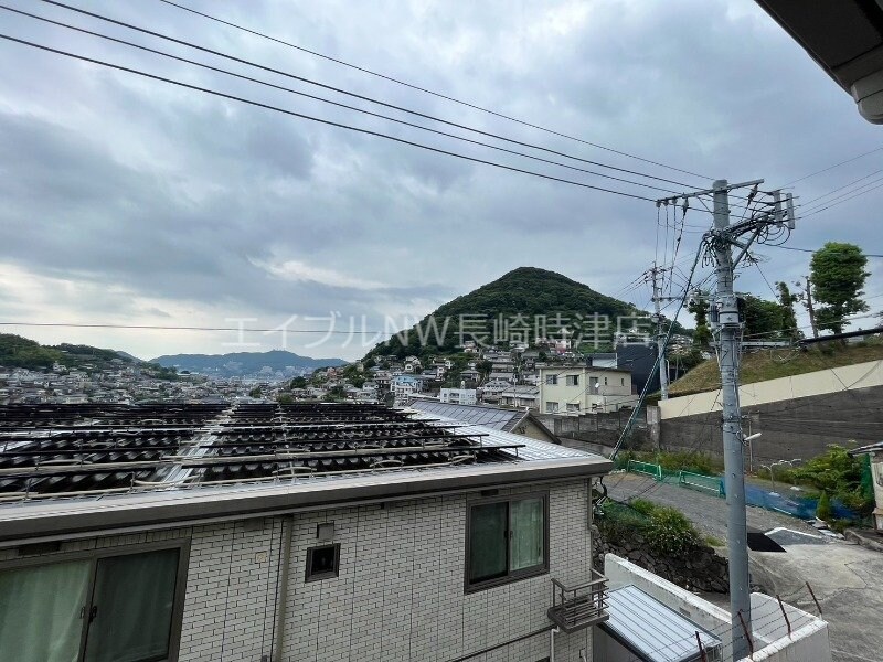  長崎市電１系統<長崎電気軌道>/崇福寺駅 バス5分長崎バス・愛宕町下車:停歩3分 1階 築18年