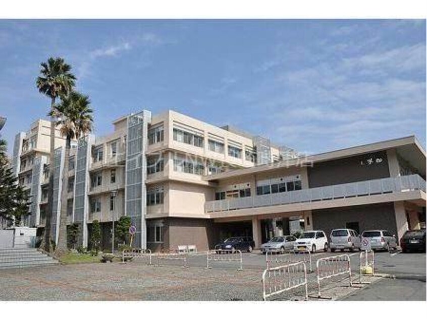 長崎大学病院(病院)まで682m 山秀ビル