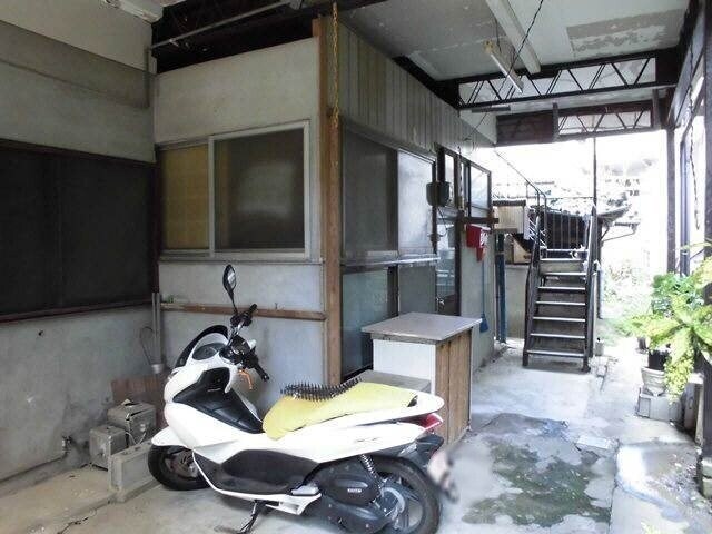 エントランス部分 長崎市電１系統<長崎電気軌道>/スタジアムシティノース駅 徒歩21分 2階 築40年