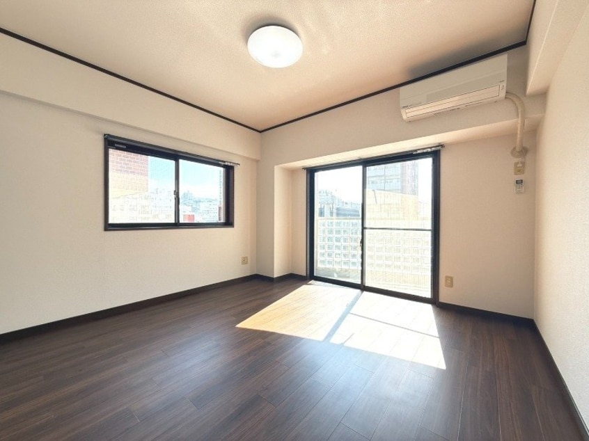  モンパルト万屋