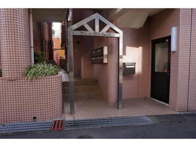 エントランス部分 ブリリアント竹尾