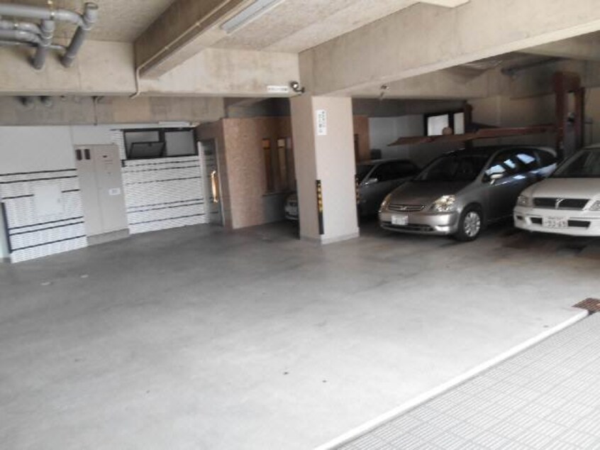 駐車場 長崎市電１系統<長崎電気軌道>/住吉駅 徒歩3分 2階 築32年