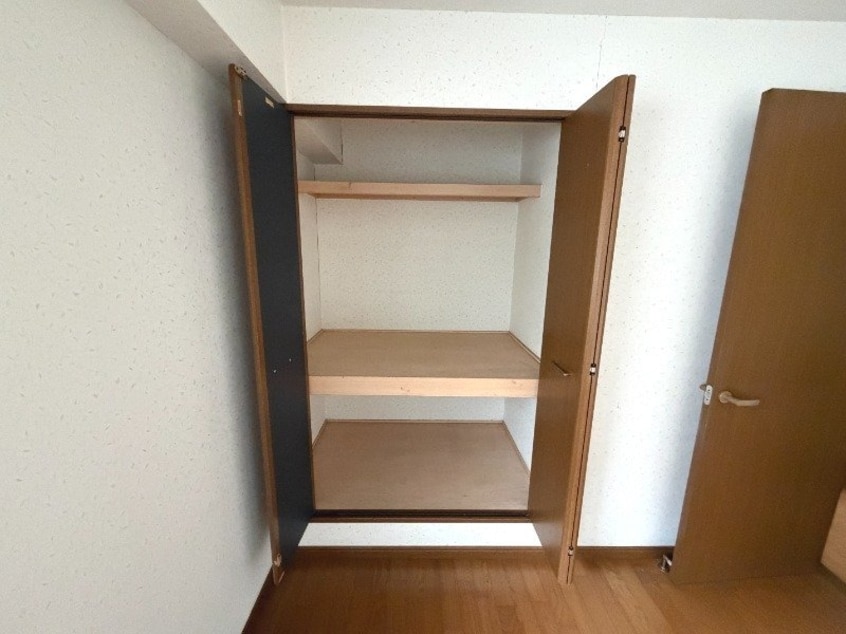  ハイネスアオヤマ横尾