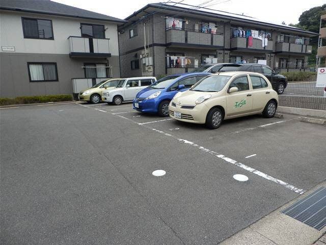 駐車場 まなび野五番館