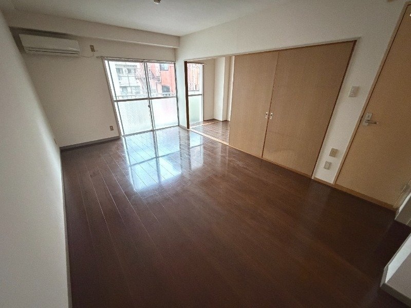  長崎市電１系統<長崎電気軌道>/昭和町通駅 徒歩3分 3階 築39年