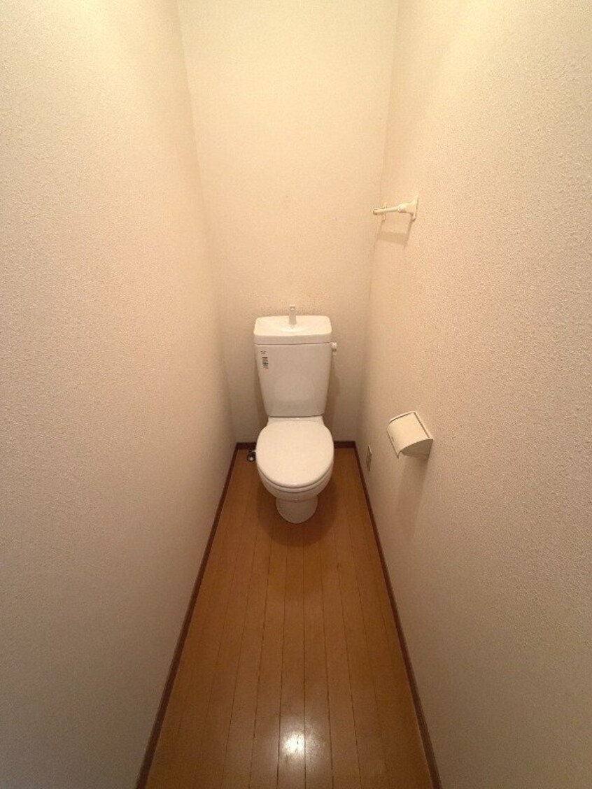  長崎市電１系統<長崎電気軌道>/昭和町通駅 徒歩3分 2階 築39年