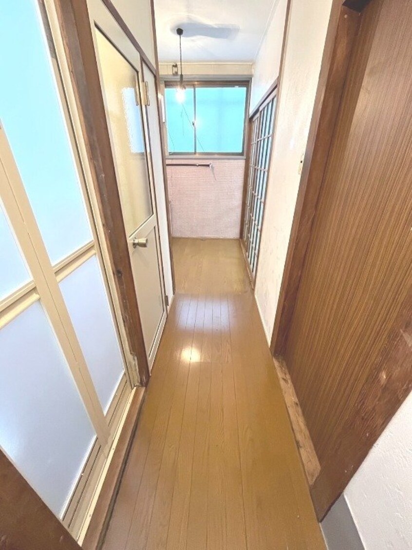  葉山ビル