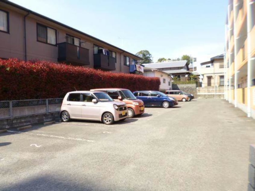 駐車場 夢ハウス