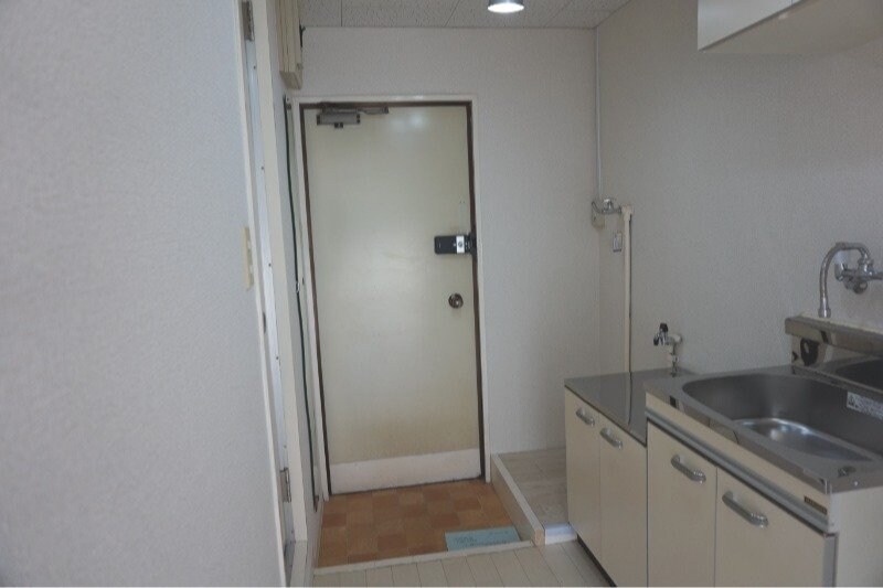  長崎市電５系統<長崎電気軌道>/大浦海岸通駅 徒歩3分 4階 築35年