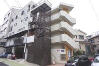 ペッシェハウス