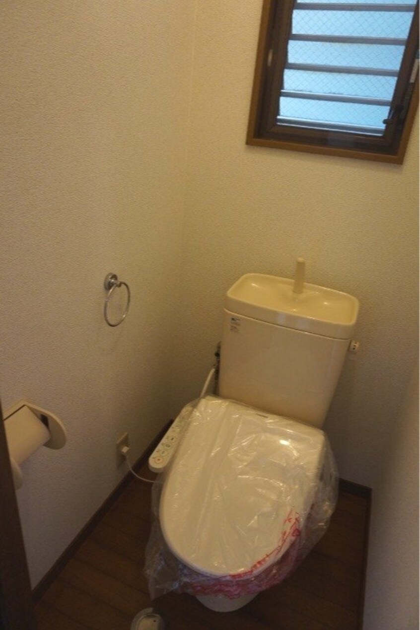  長崎市電１系統<長崎電気軌道>/浦上車庫駅 徒歩16分 2階 築23年