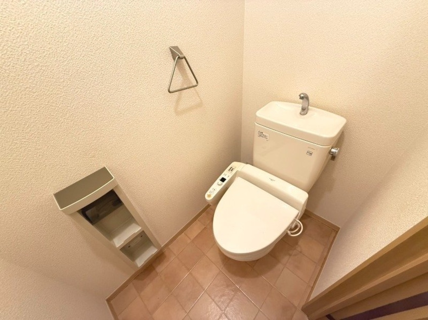  ヴィラウィステリア新小が倉 A棟