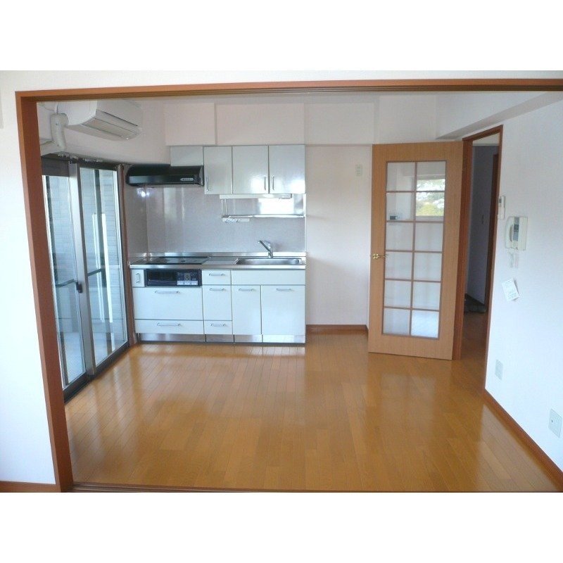 ※写真は別号室です。 扇ヒルズ