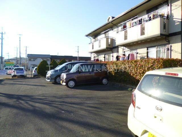 駐車場 ロイヤルガーデン仲沖Ａ棟